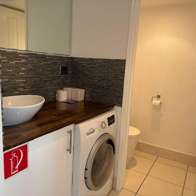 נוסוויל Noosa Keys Apartments 3*,  אוסטרליה